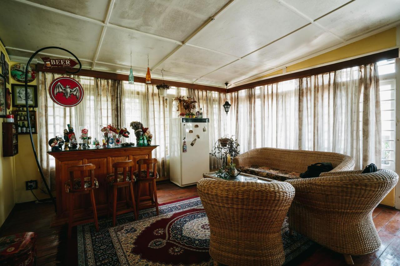 Rock Cliff Home Stay ชิลลอง ภายนอก รูปภาพ