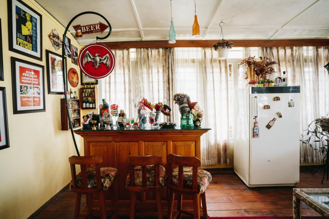 Rock Cliff Home Stay ชิลลอง ภายนอก รูปภาพ