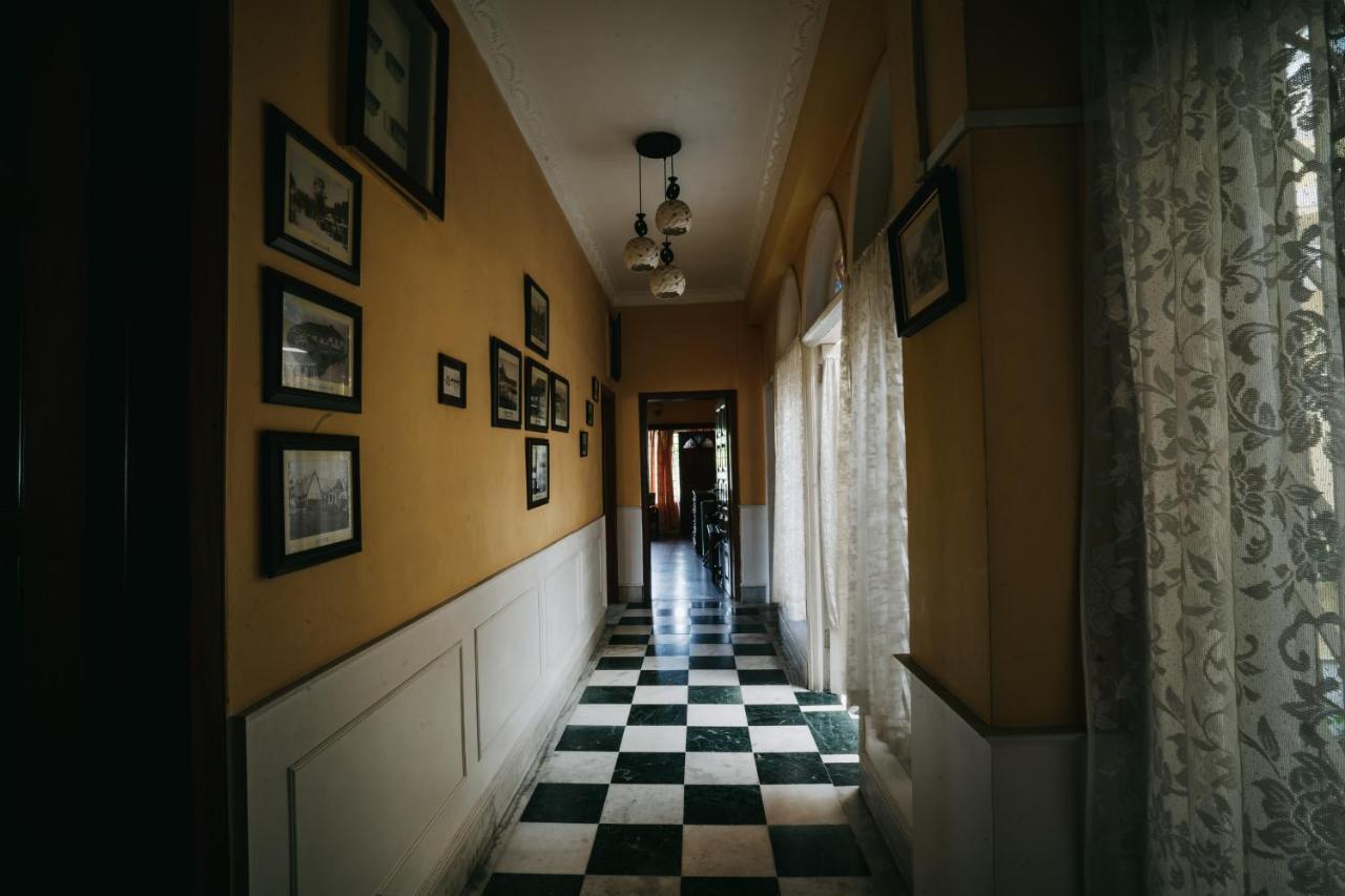 Rock Cliff Home Stay ชิลลอง ภายนอก รูปภาพ