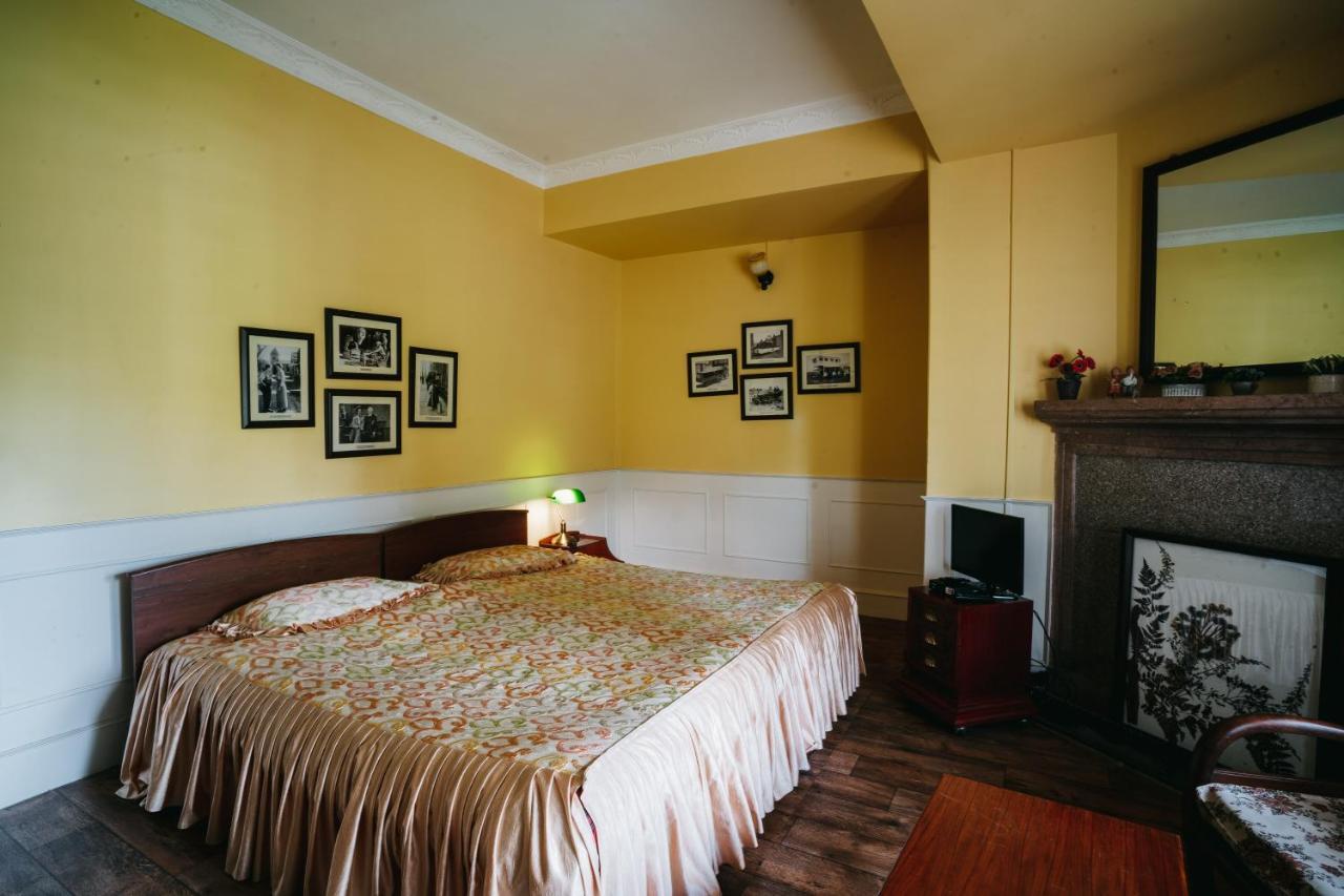 Rock Cliff Home Stay ชิลลอง ภายนอก รูปภาพ