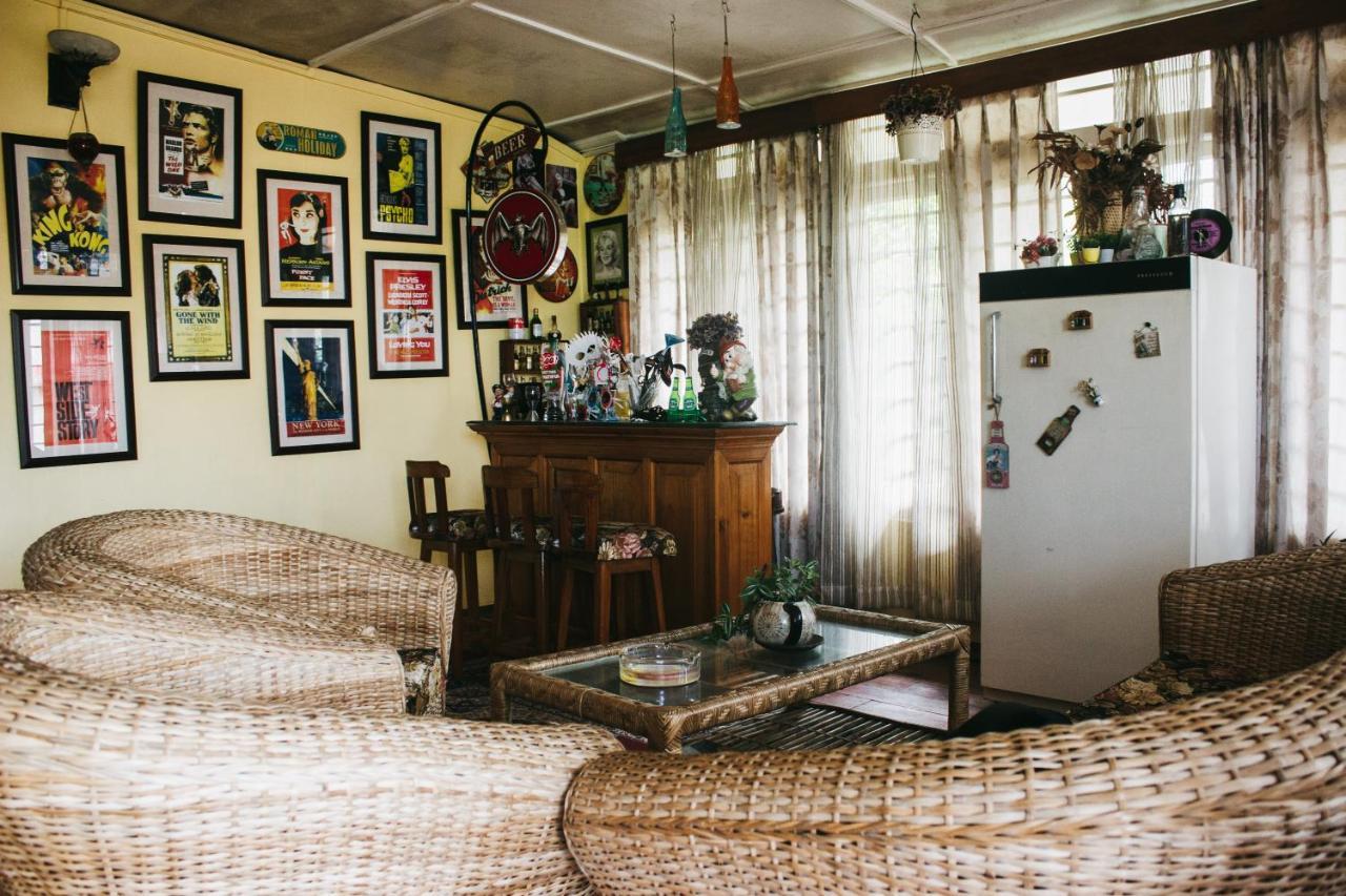 Rock Cliff Home Stay ชิลลอง ภายนอก รูปภาพ
