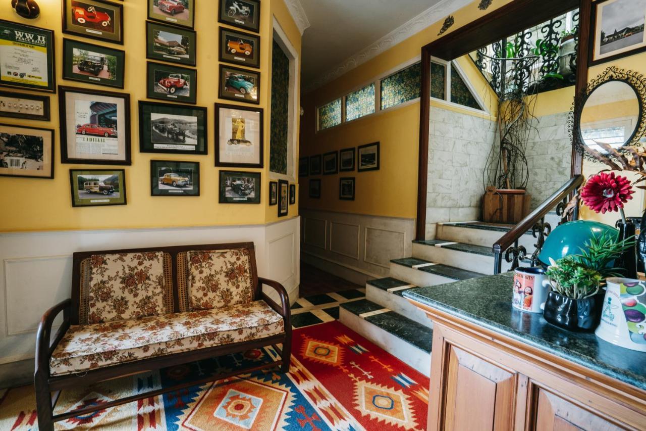 Rock Cliff Home Stay ชิลลอง ภายนอก รูปภาพ