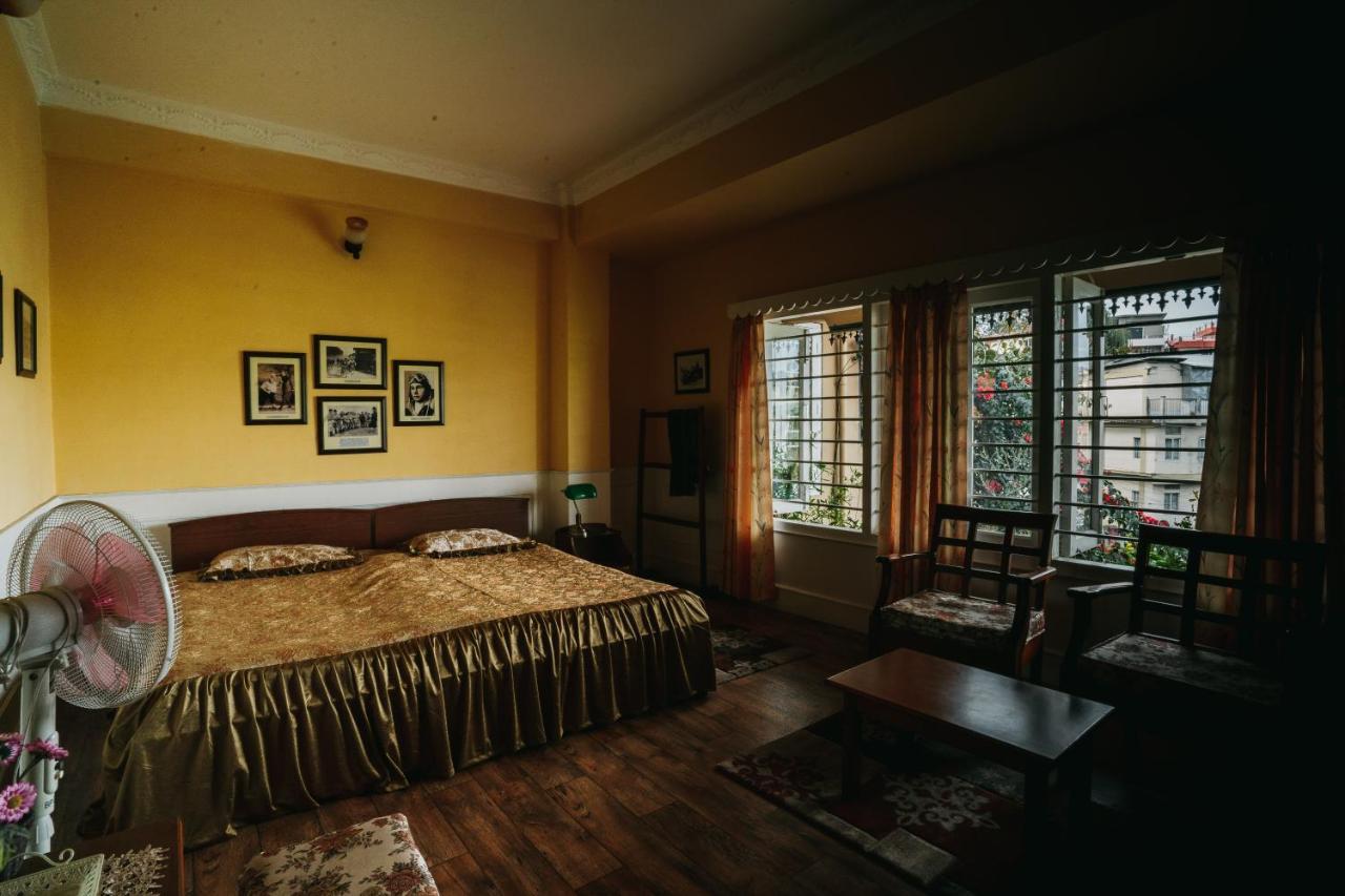 Rock Cliff Home Stay ชิลลอง ภายนอก รูปภาพ