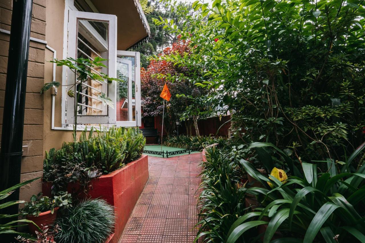 Rock Cliff Home Stay ชิลลอง ภายนอก รูปภาพ