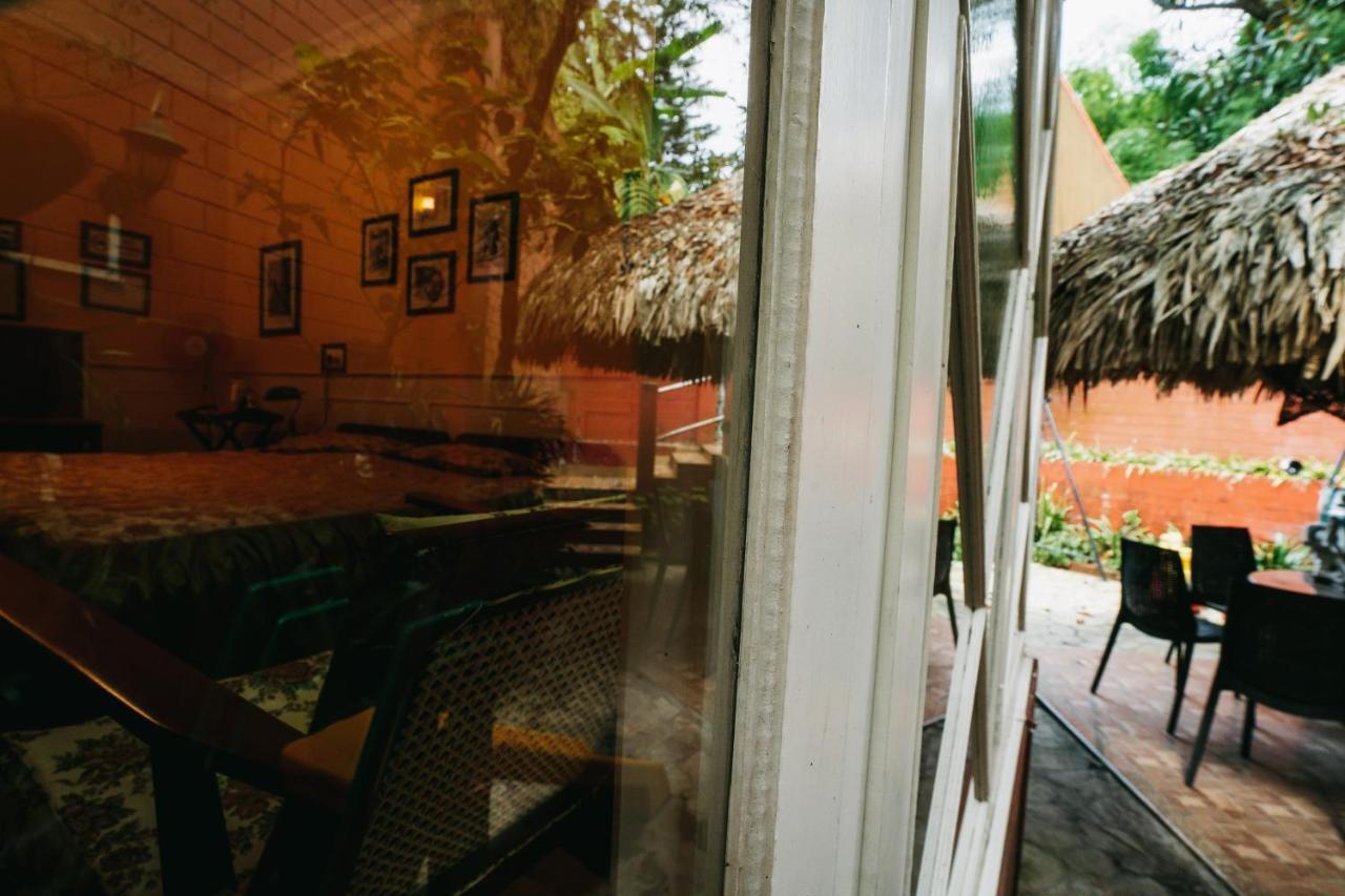Rock Cliff Home Stay ชิลลอง ภายนอก รูปภาพ