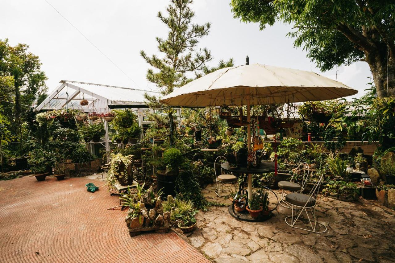 Rock Cliff Home Stay ชิลลอง ภายนอก รูปภาพ